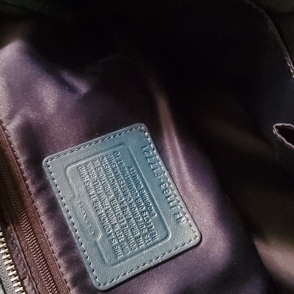 Blue coach bag great bag to drop stuff in and go. - Picture 6 of 10